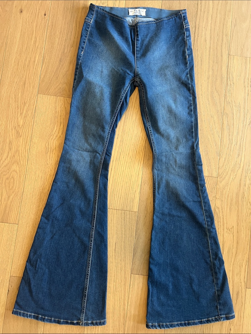 Women’s size 26. We the free Jean.